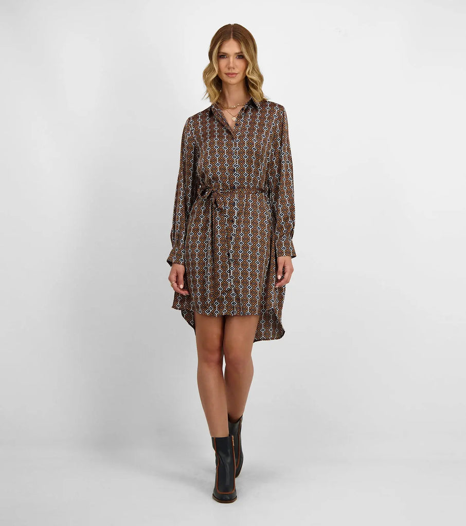 VESTIDO CAMISA MIDI COM PADRÃO GEOMÉTRICO